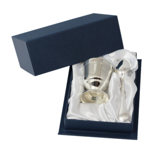 Coquetier métal argenté Les triskèles